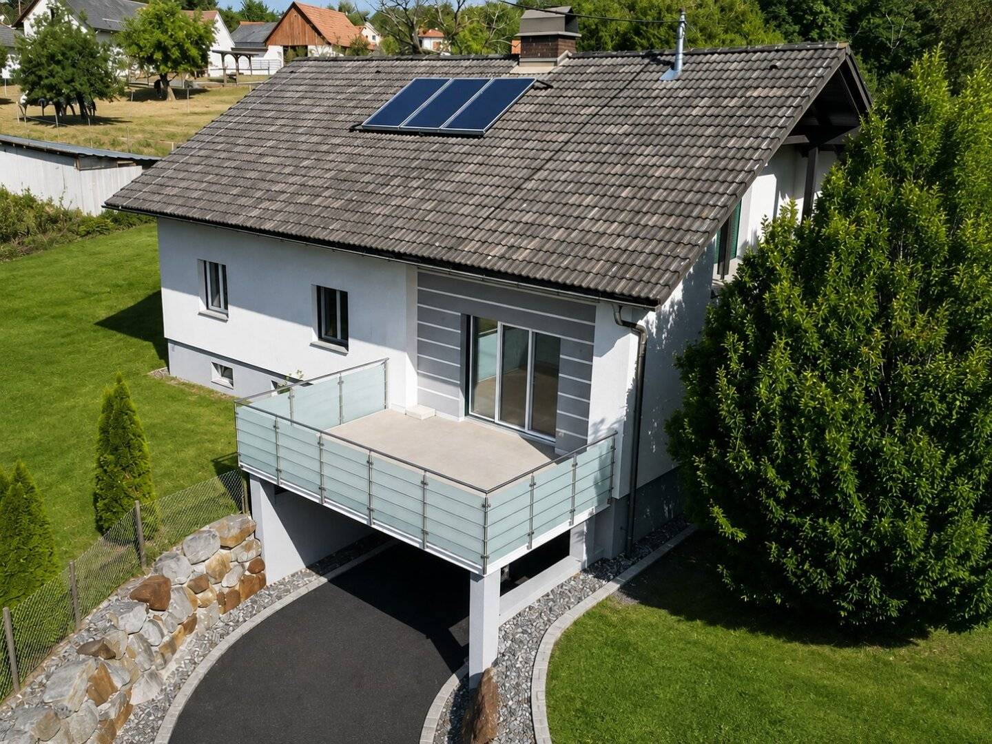 Großhartmannsdorf! Tolles Einfamilienhaus in perfekter sonniger Ruhelage!