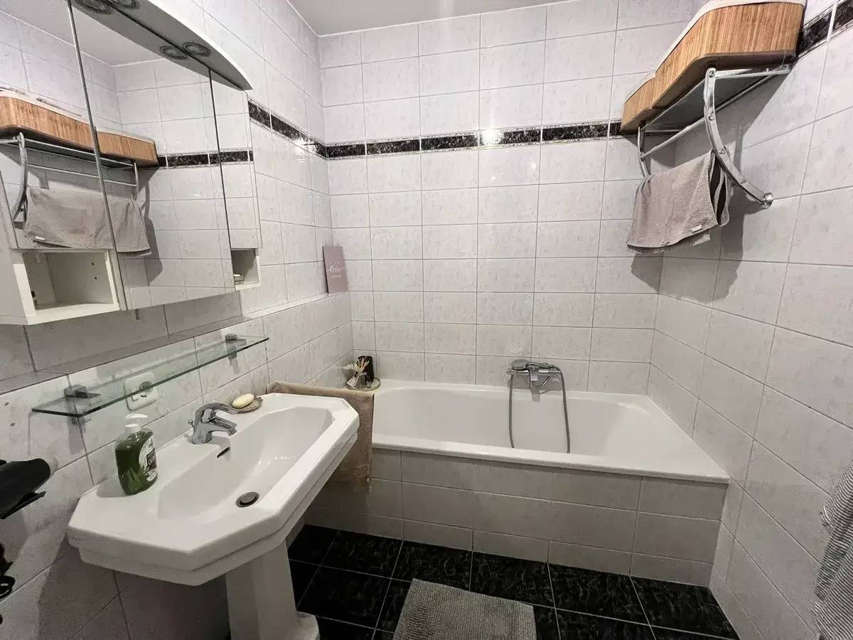 Moderne 3-Zimmer-Eigentumswohnung mit Balkon und Garage