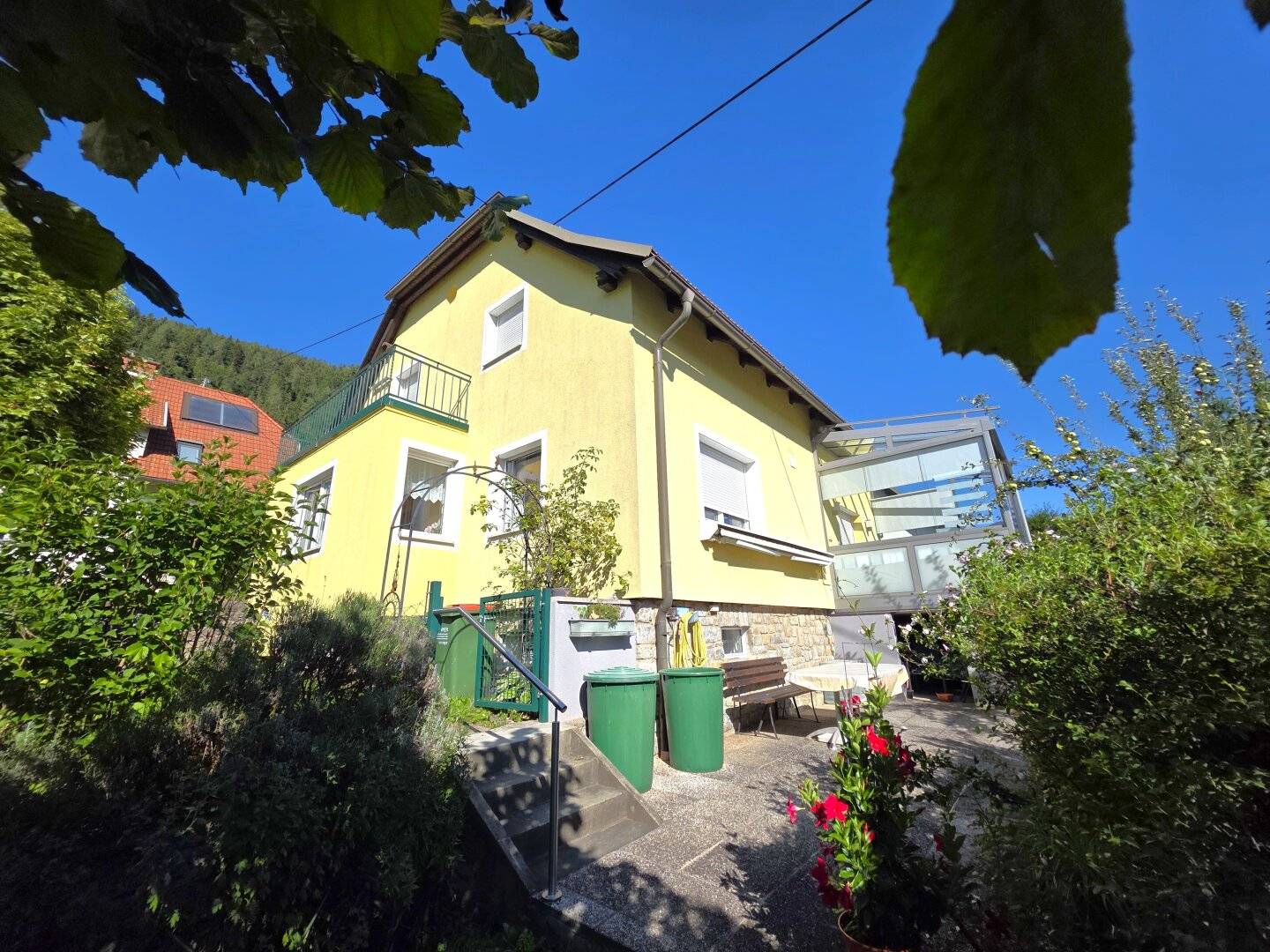 FRIESACH - WELL-MAINTAINED HOUSE WITH MANY AMENITIES