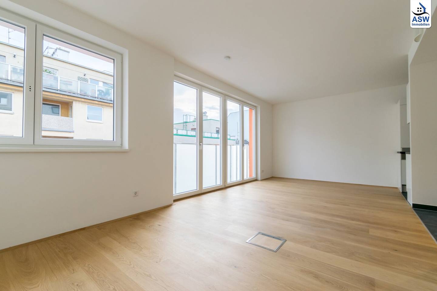 Modern, stylish 1-room apartment with French balcony near Meidling station