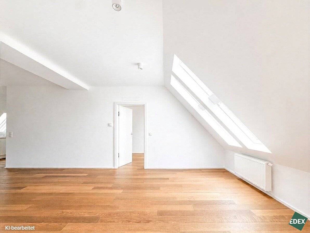Charming attic apartment near Schönbrunn | 3 rooms possible | U4 in 100 m