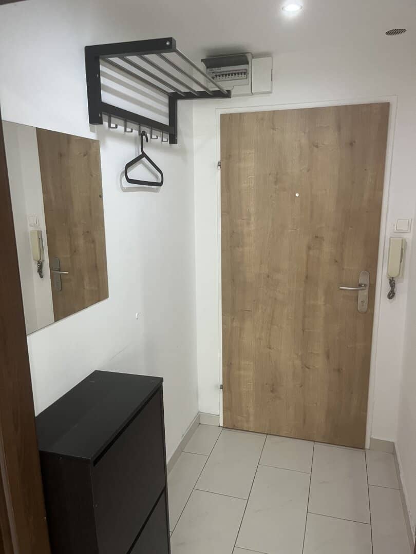 KOMPAKT &amp; GUT AUFGETEILT - Helle 2-Zimmer Wohnung mit Lift und Balkon