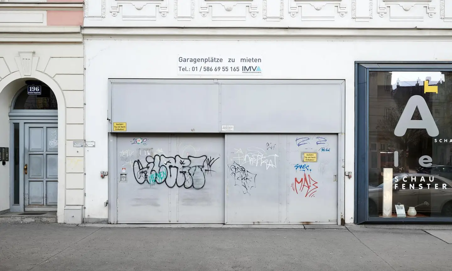 Erdgeschosswohnung im sanierten Gründerzeithaus mit Aufzug