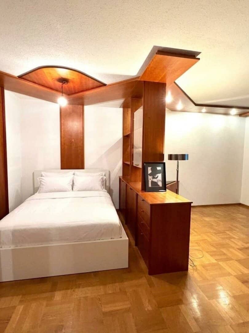 Attractive 3-room apartment with loggia and garage parking space