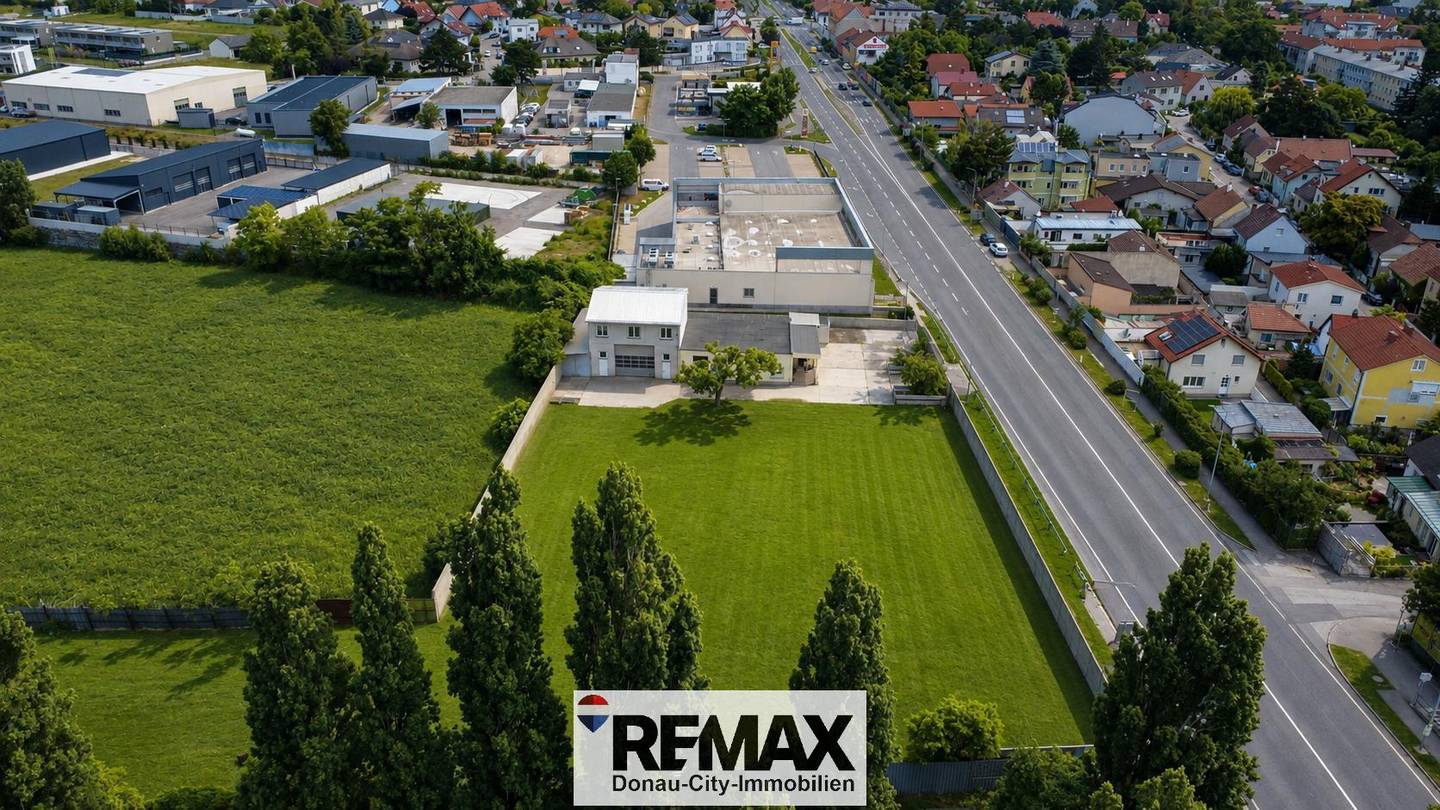 High visibility location with drive in Anlegerwohnung