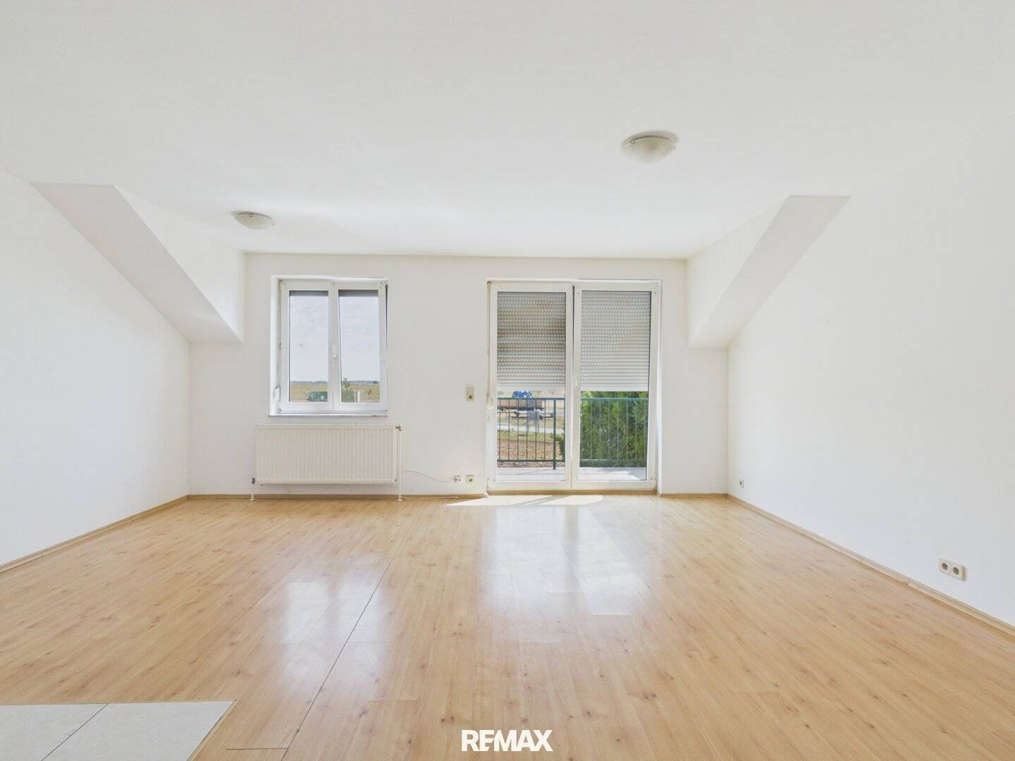 Frauenkirchen: Well maintained apartment with solid fittings