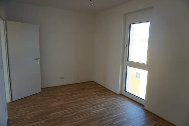 Sunny Living in Wildgarten – 3-Room Apartment with South Balcony