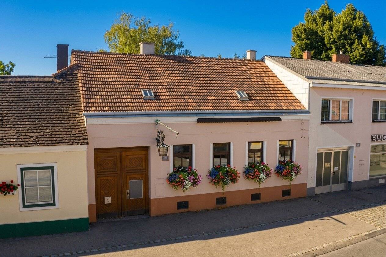 Luftbild straßenseitig
