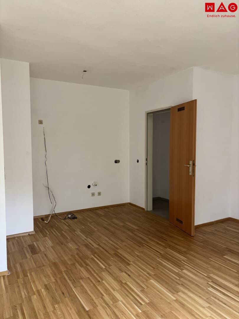 Available immediately – 2-room apartment in Haid near Ansfelden with underground parking space