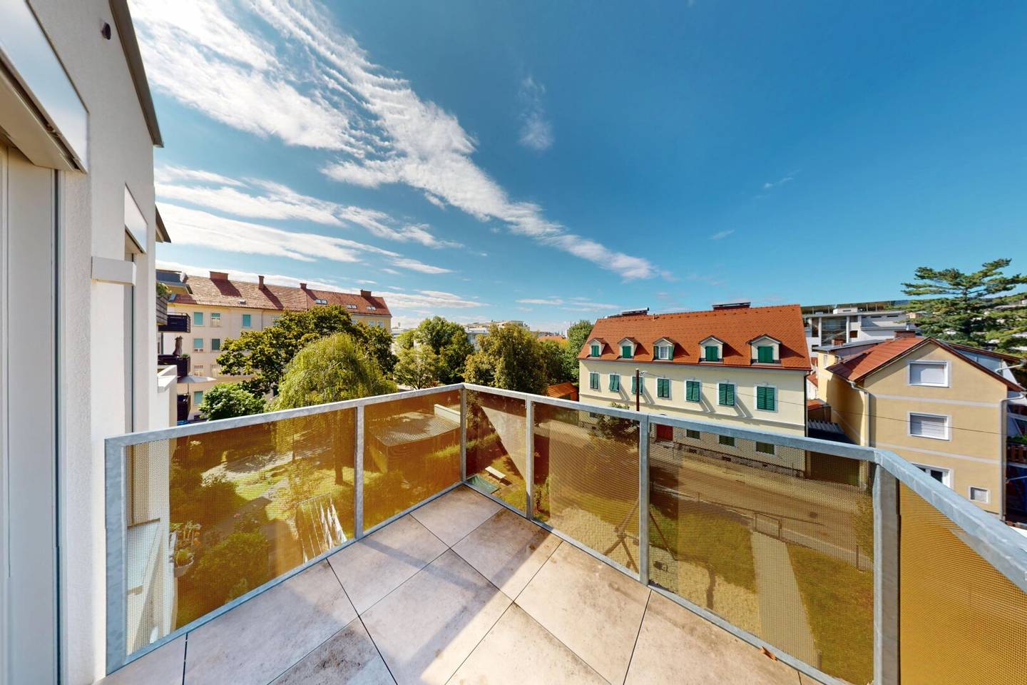 Light, Quiet and Mini Loft Feeling in the Trend District Lend