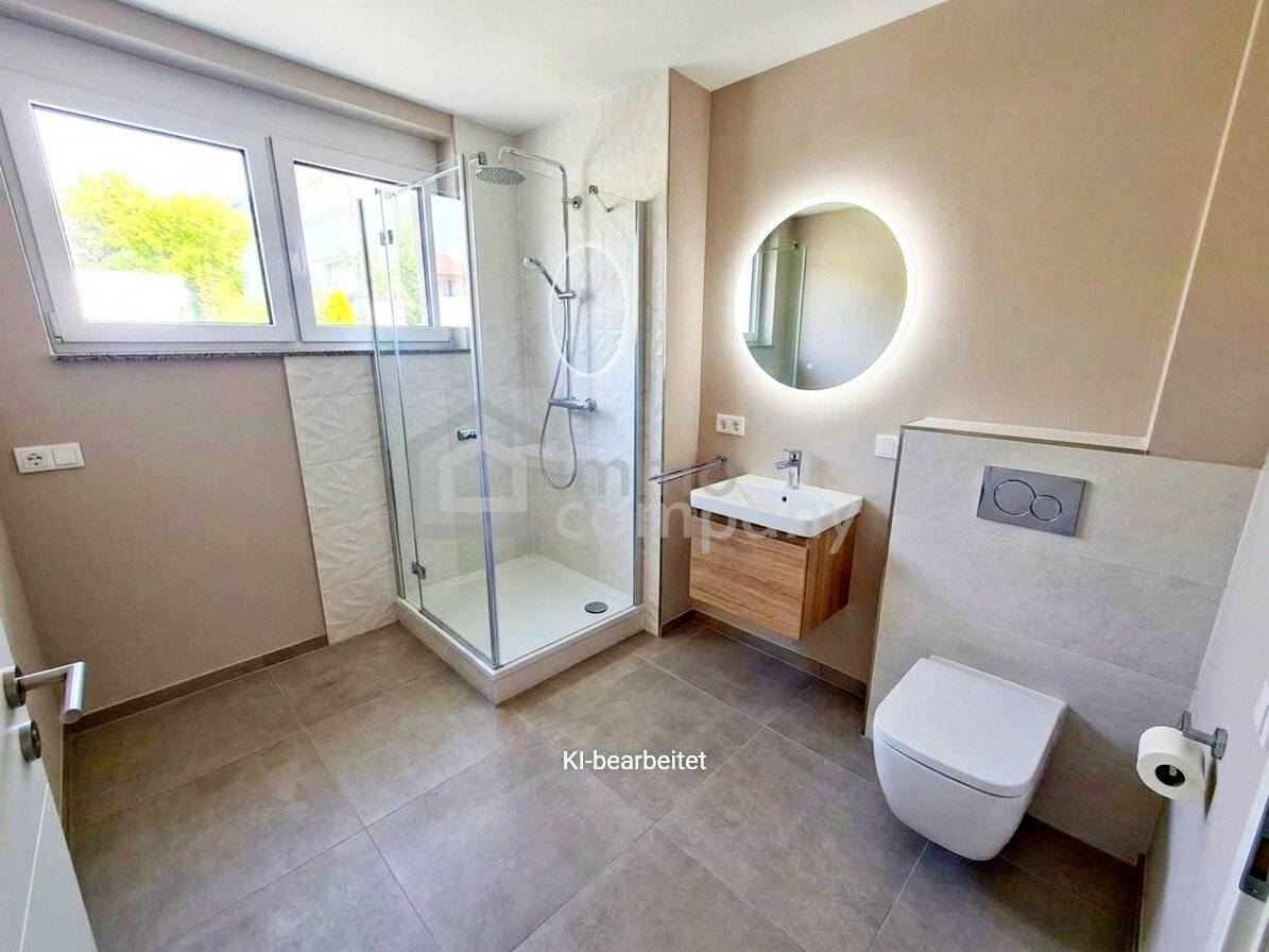 Modern semi-detached house in Grieskirchen, 124m², 4 rooms, terrace, first occupancy