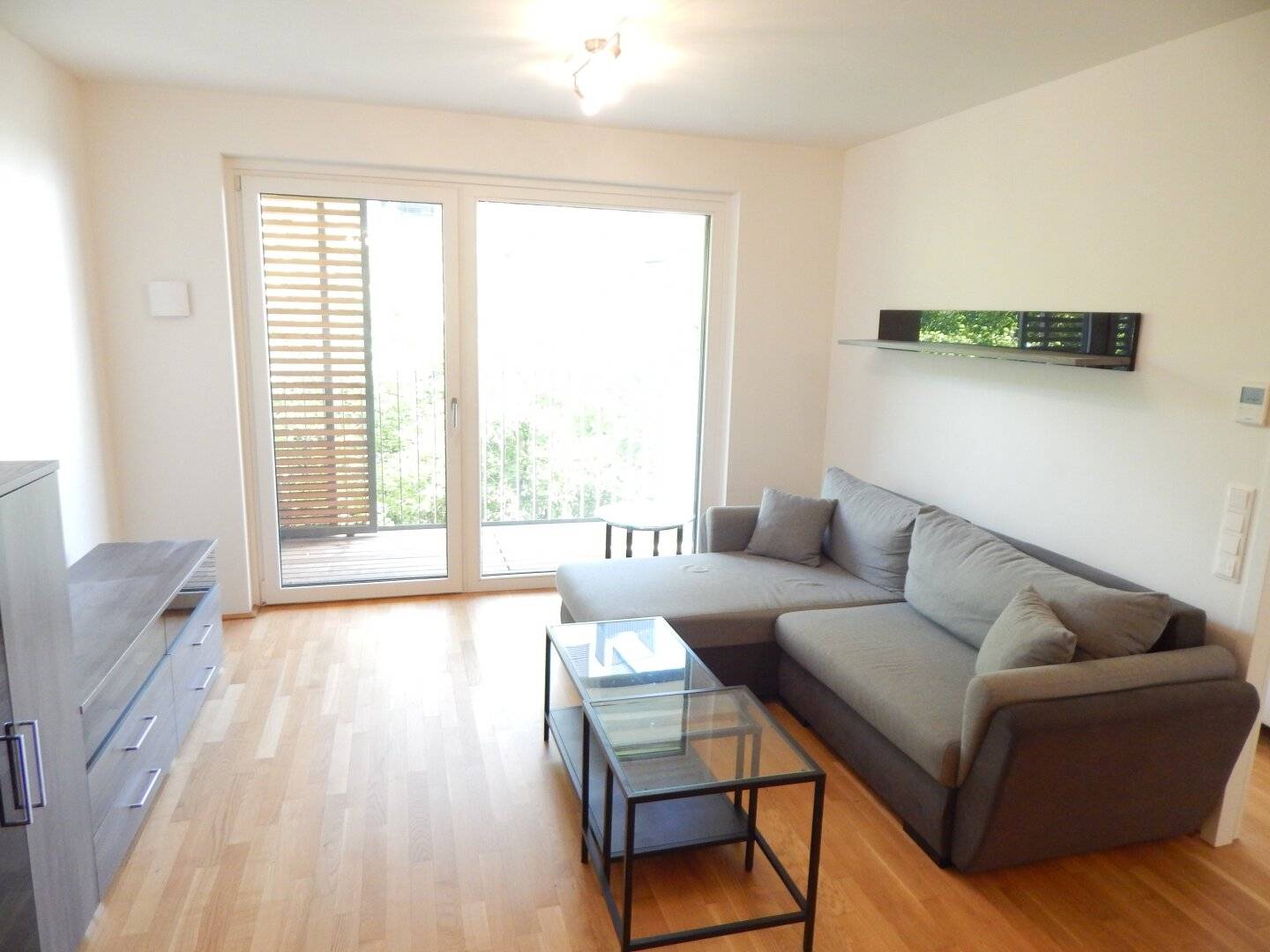 Modern 2-room terrace apartment with green view and quiet location