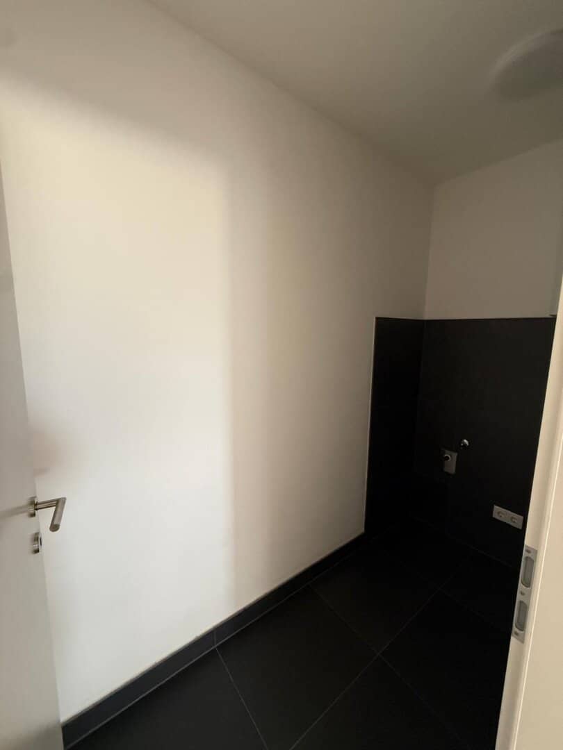 Like-new 3-room apartment with terrace and 2 parking spaces in Mauerkirchen on the ground floor