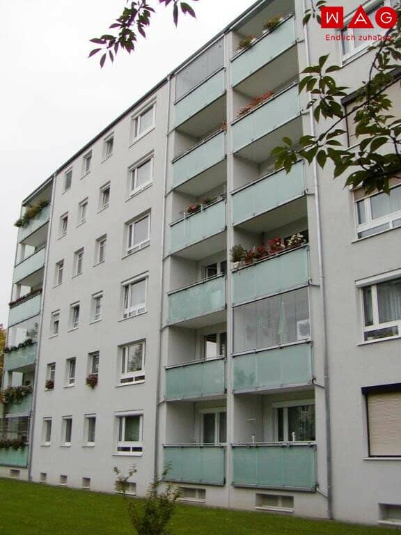 Living in Linz/Oed – 2-room apartment with elevator, available immediately