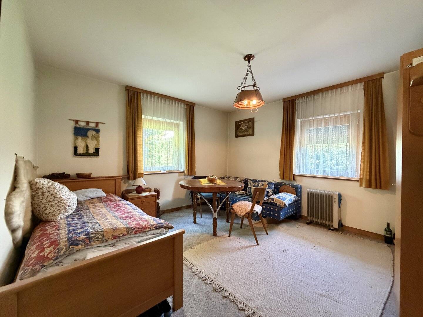 LOTS OF SPACE FOR NEW IDEAS – RESIDENTIAL HOUSE MT POTENTIAL IN ALTERSBERG