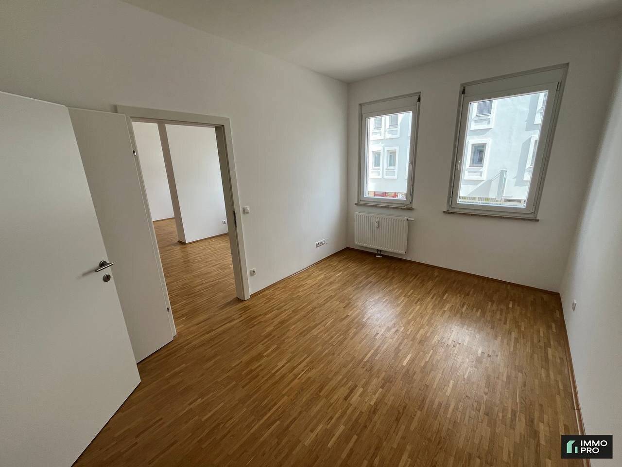 Bright 2-room apartment with modern fitted kitchen