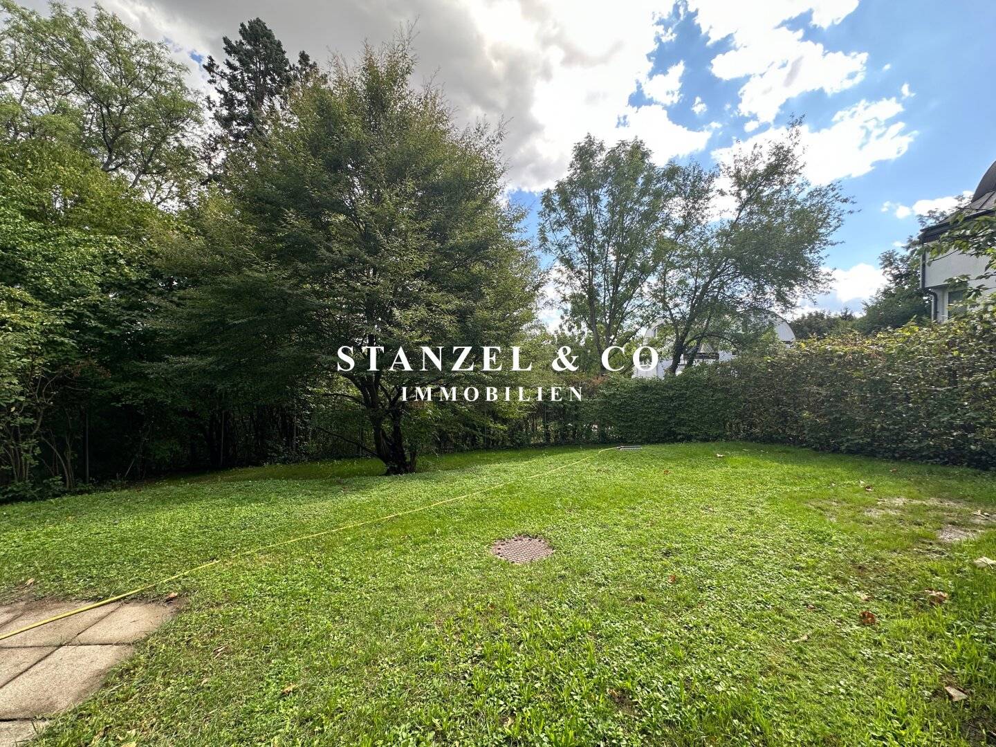 Sunny apartment with southwest garden in quiet green location