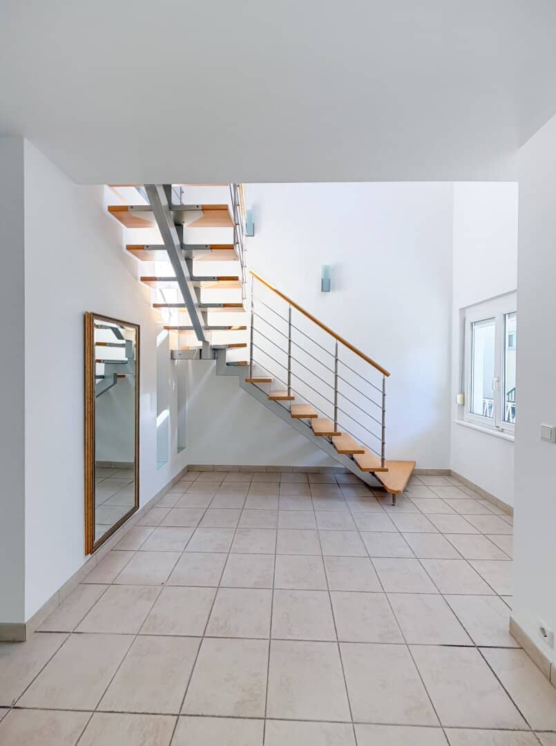 Einfamilienhaus mit Pool, Sauna &amp; Wohnkeller auf Eigengrund in Toplage von Baden bei Wien