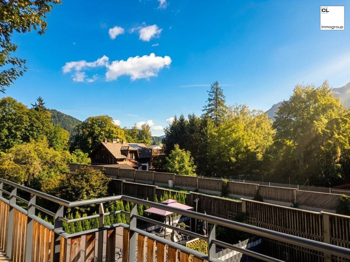 Exclusive, furnished 2-room apartment with breathtaking distant and mountain views