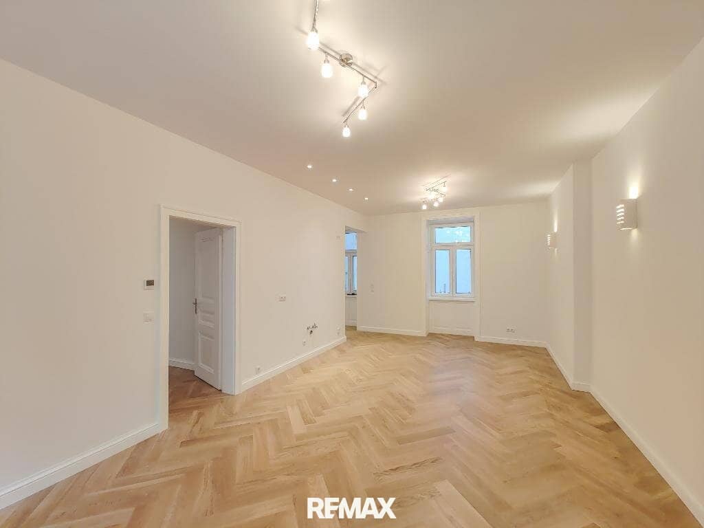 Top renovated first occupancy in the Stuwerviertel