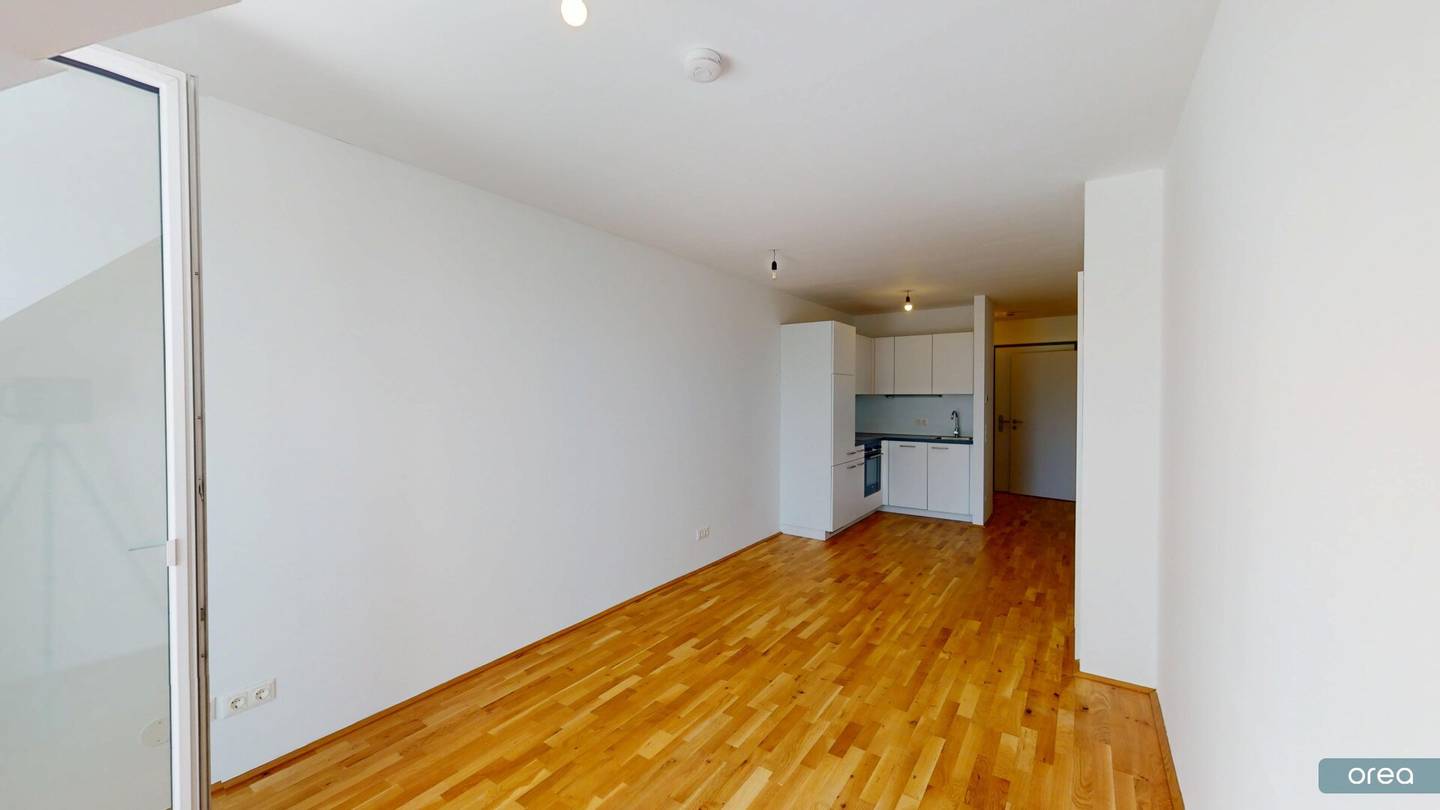 orea | Quiet 2-room apartment with balcony in the 22nd district | Smart viewing · Rent online