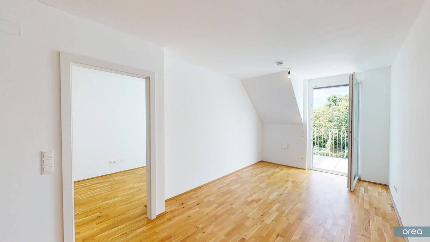 orea | Quiet 2-room apartment with balcony in the 22nd district | Smart viewing · Rent online