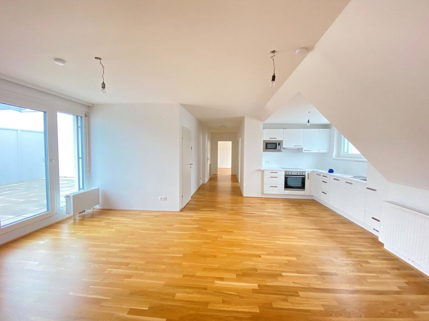 Spacious family apartment with roof terrace in the heart of Stammersdorf