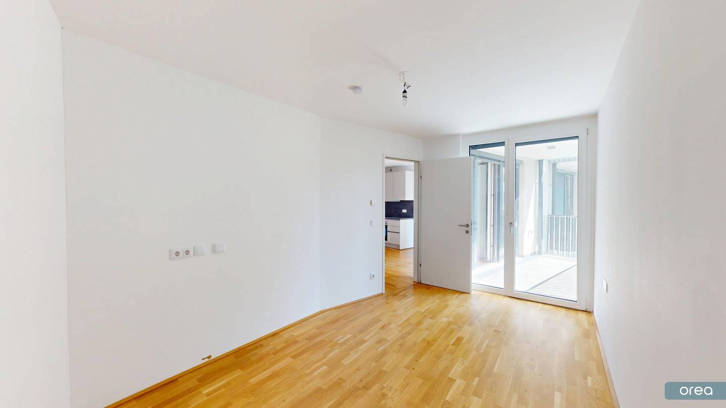 orea | Cozy 3-room apartment near U1 Keplerplatz | Smart viewing · Rent online