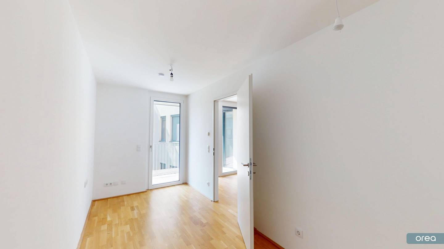 orea | Cozy 3-room apartment near U1 Keplerplatz | Smart viewing · Rent online