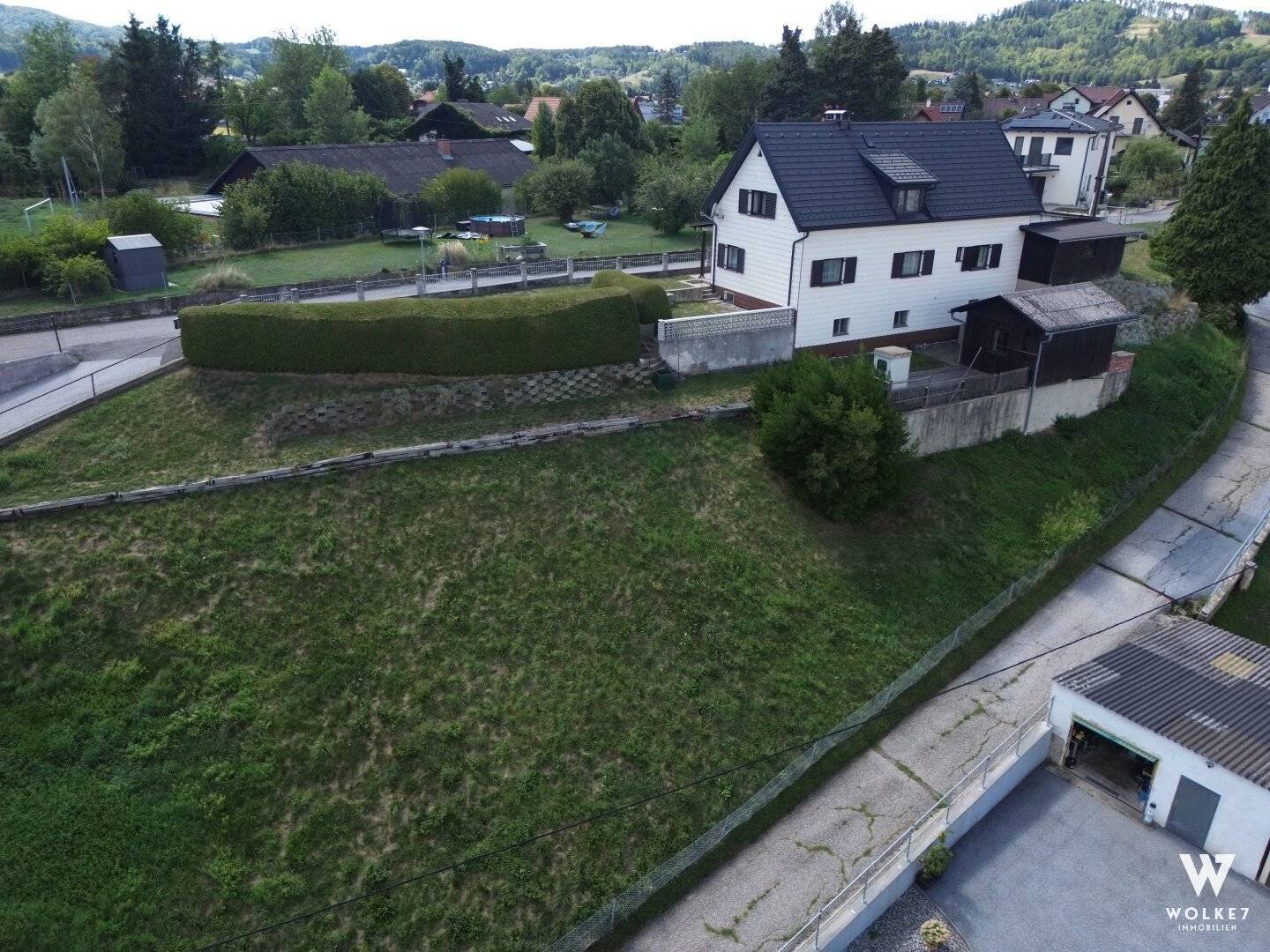 Sehr gepflegtes Wohnhaus mit großem Grundstück in Gratwein-Straßengel