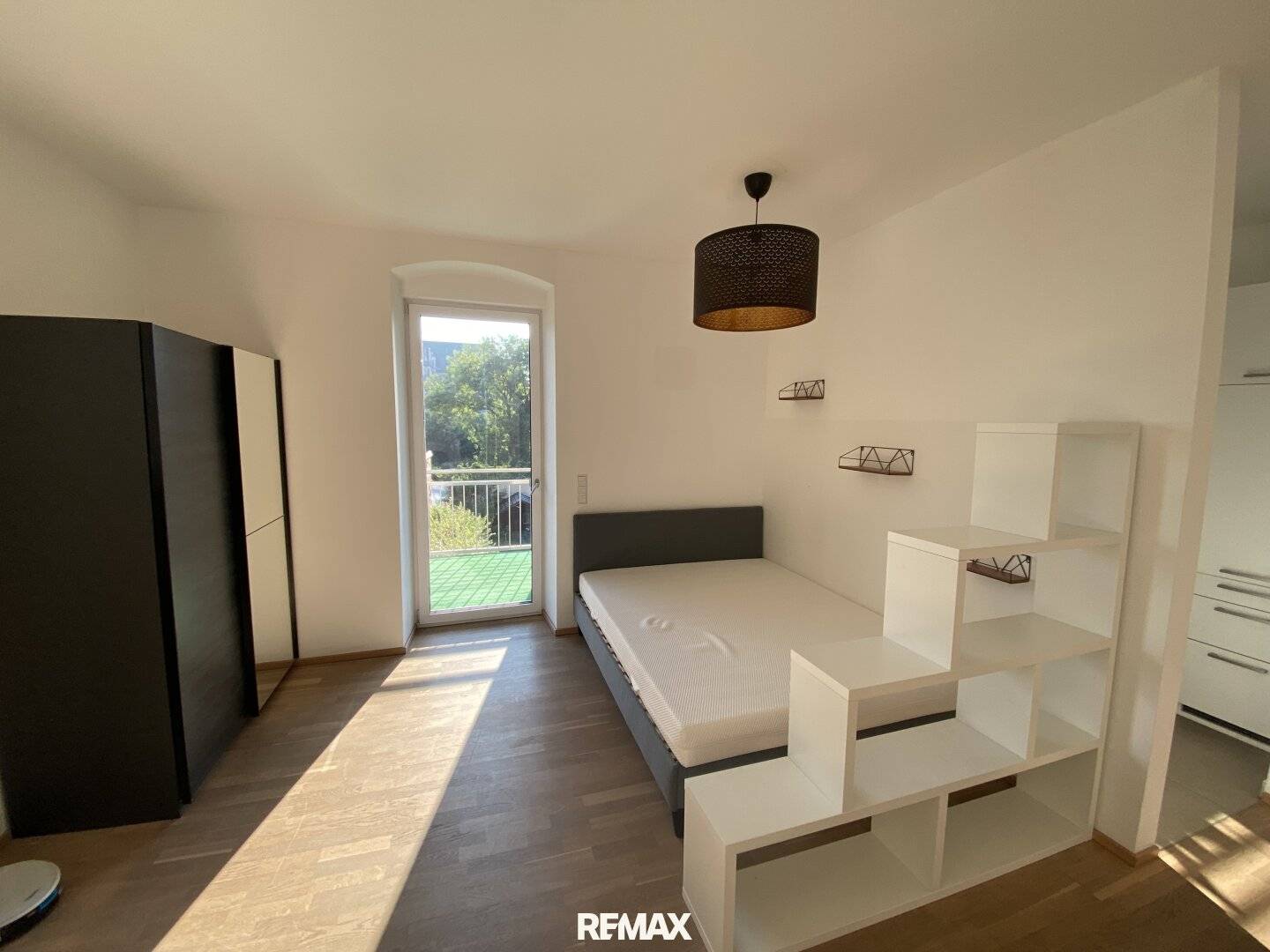 Charming studio apartment with view of the Mariendom
