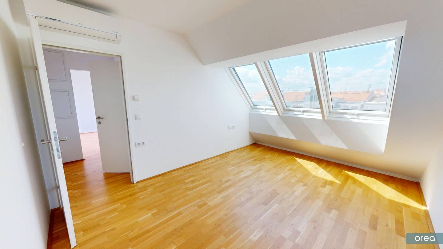 orea | Modern 2-room attic apartment with good public transport connections | Smart viewing · Rent online