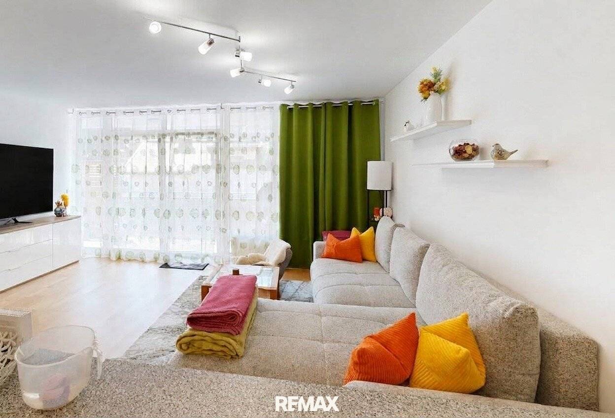 Modern 3-room apartment with terrace and garage in Landeck