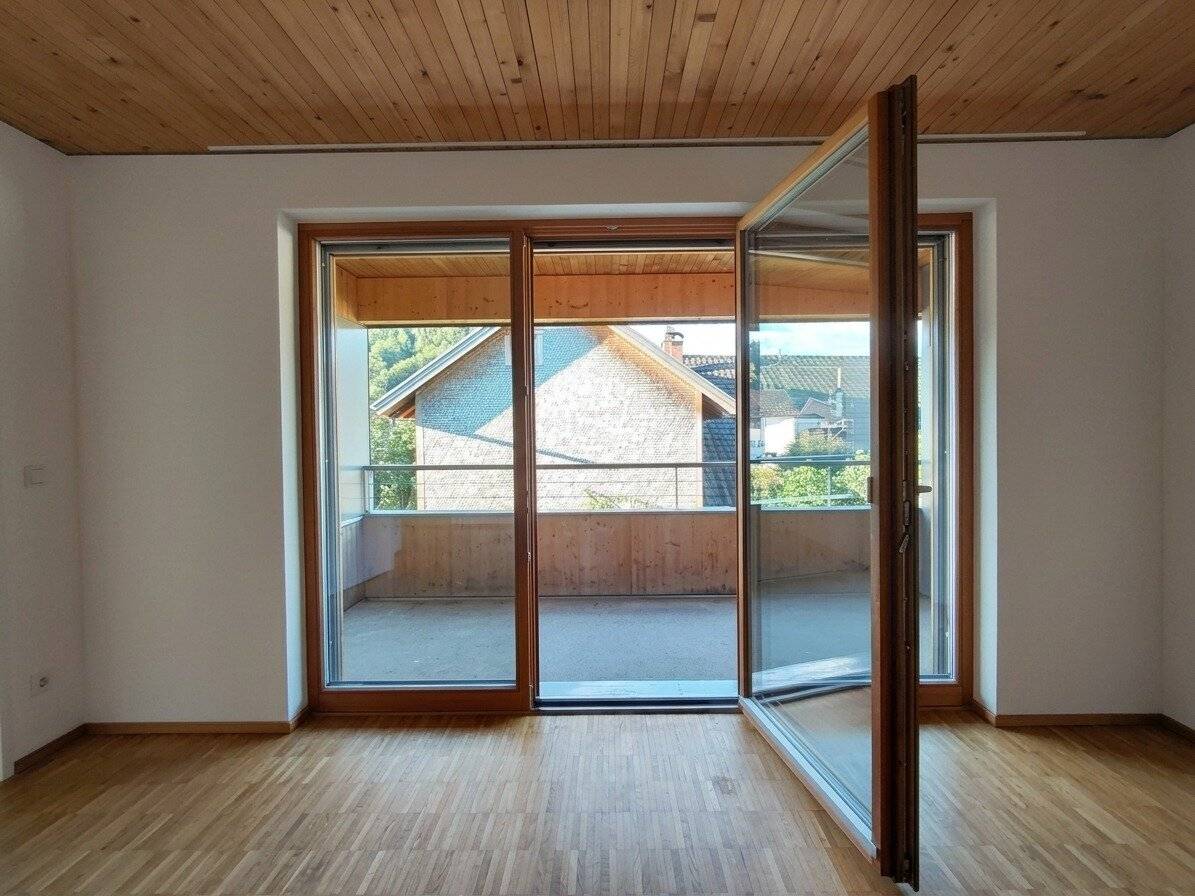 Living in old age: Barrier-free 2-room apartment with loggia in Feldkirch for rent!