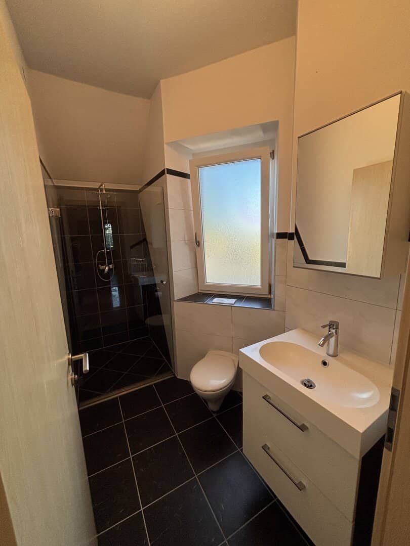 2-Zimmer-Wohnung mit Garten und Balkon