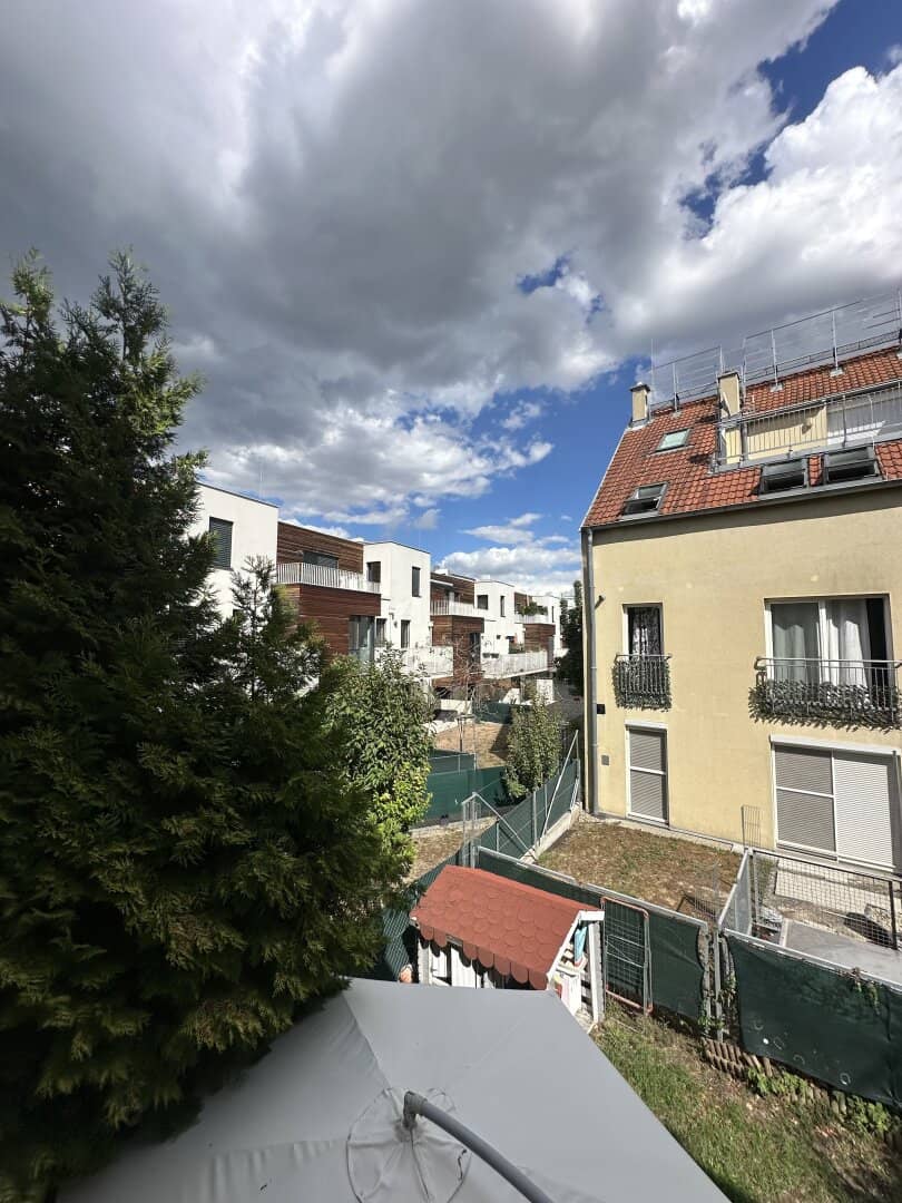 Charming 3-room apartment with southwest orientation, elevator and communal garden