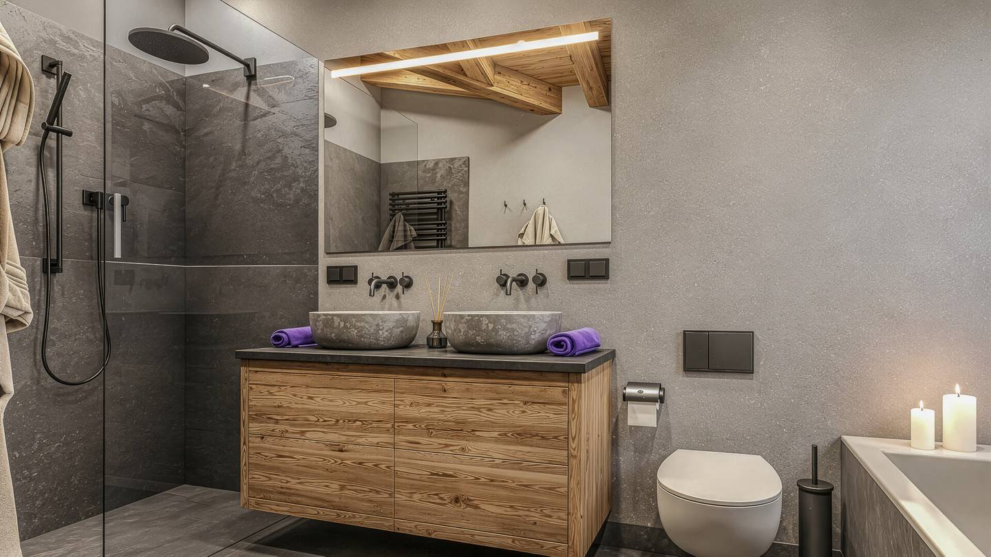 Light filled Penthouse in ski in ski out location
