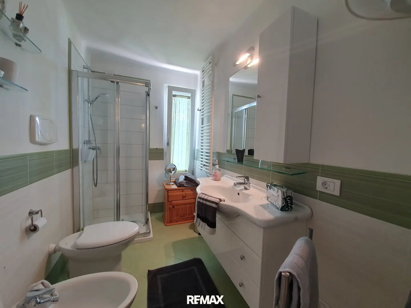 Ground floor apartment with terrace and lake view in Millstatt