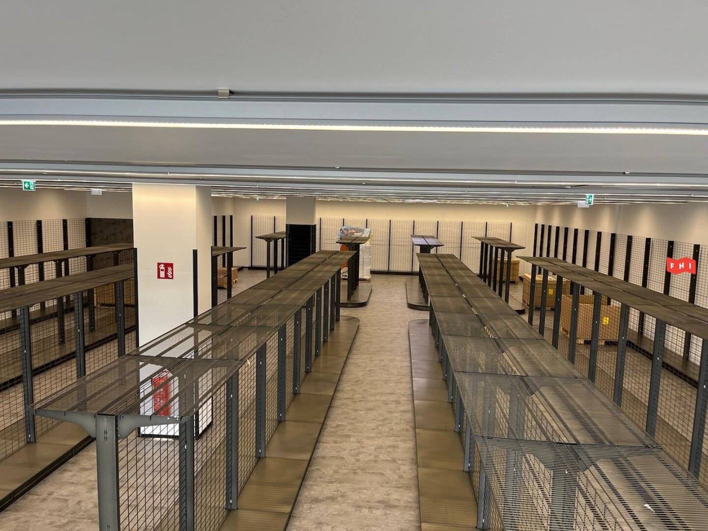 Retail unit (FMZ) in a busy commercial area near Knoten Floridsdorf for rent
