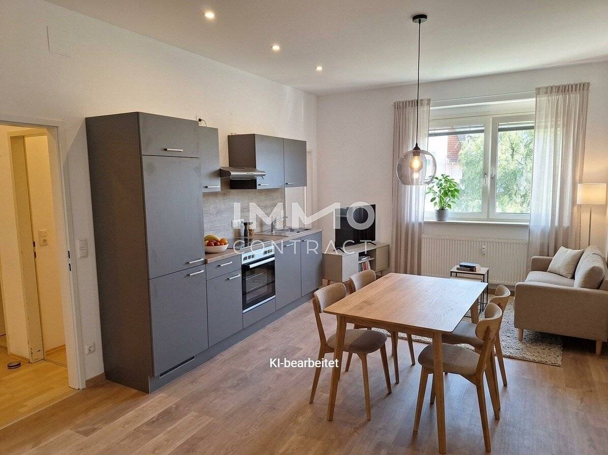 Renovated, centrally located 2-room apartment in Waldeggstraße