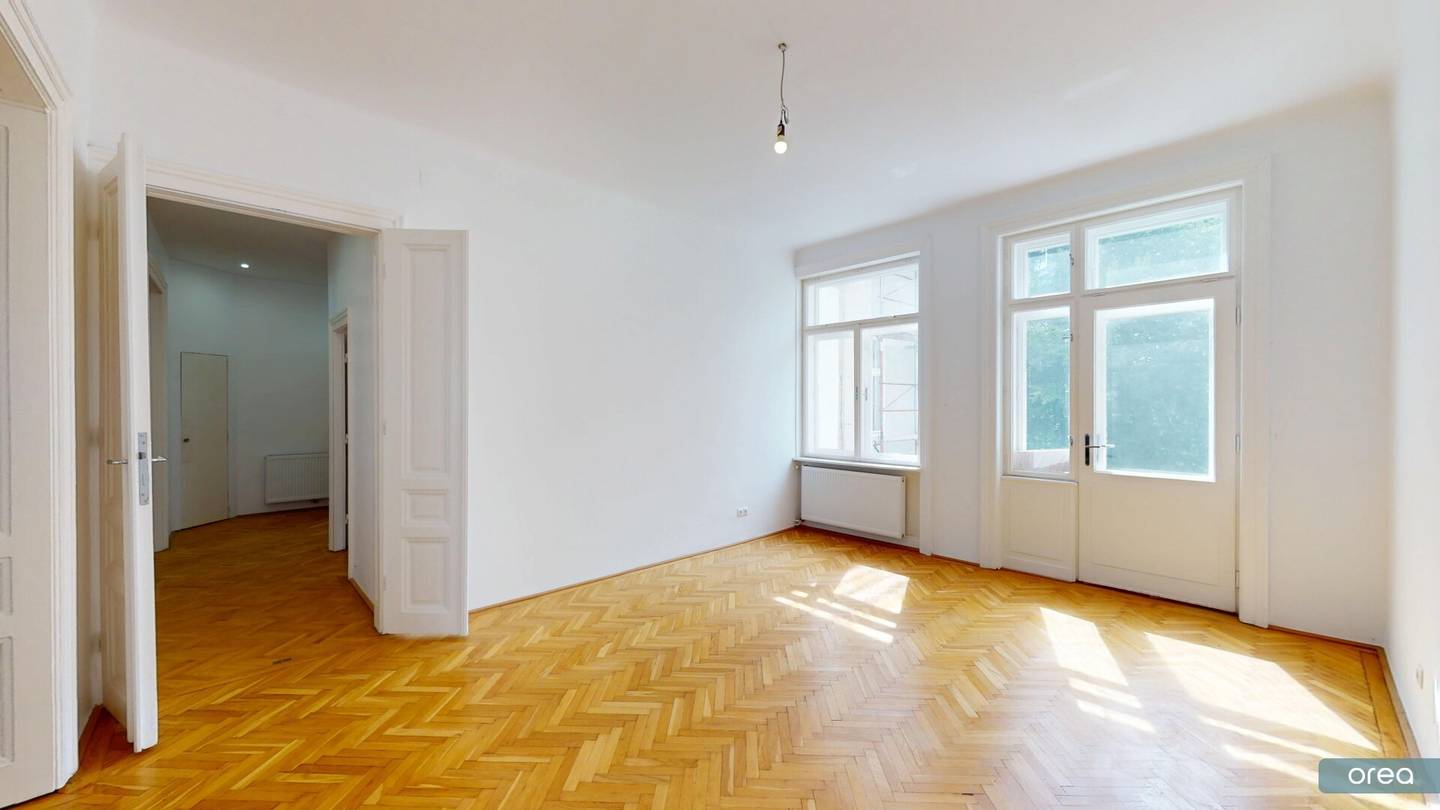 orea | High-quality 5-room period apartment in Hietzing prime location incl. loggia, balcony & elevator