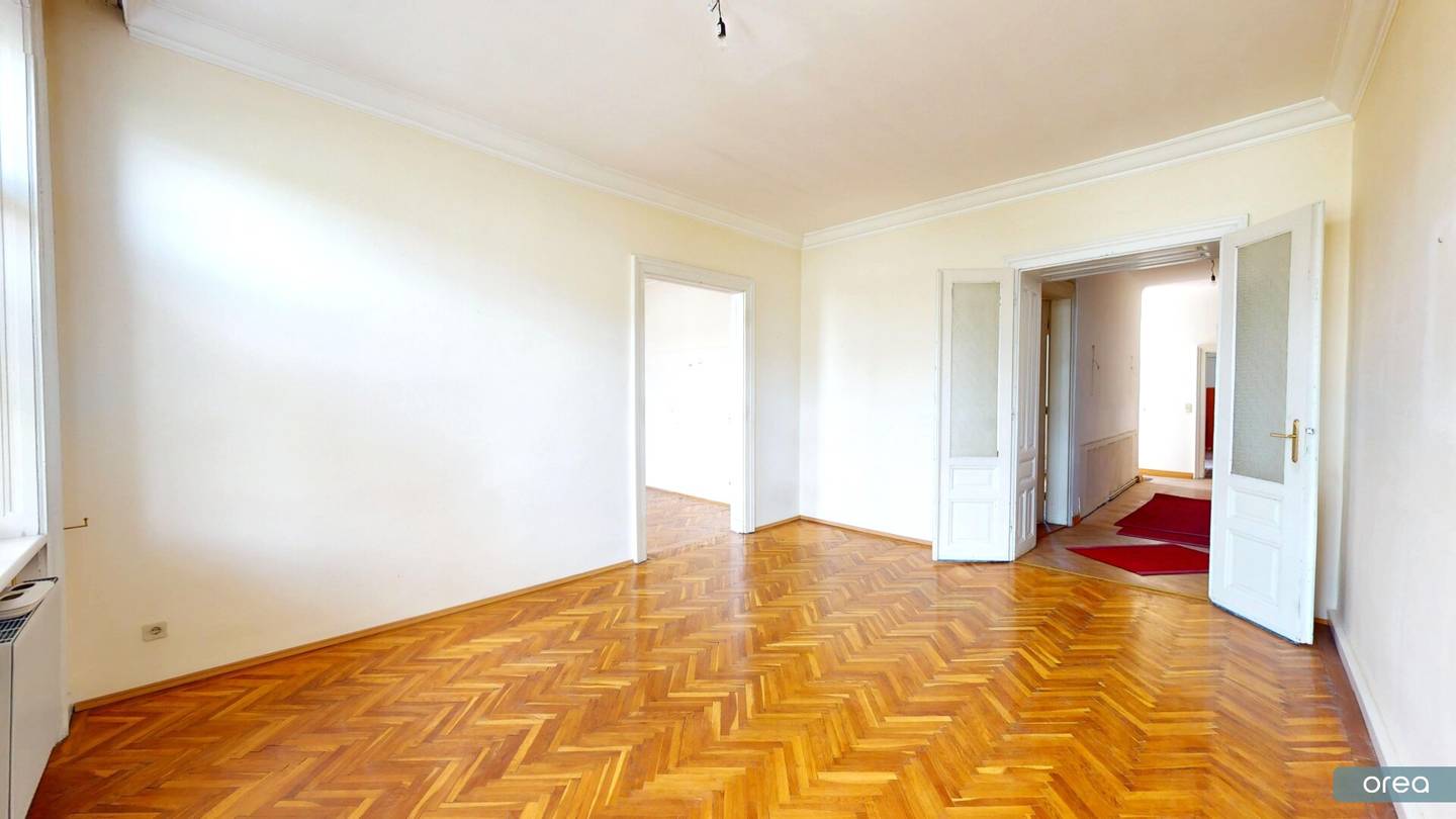 orea | Spacious 5-room period apartment in prime Hietzing location incl. loggia, balcony & elevator