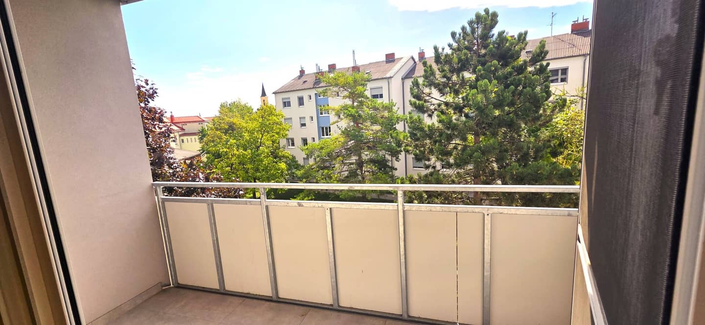 *** ZENTRALE LAGE *** TOLLE SÜD-OST LOGGIA *** OPTIMALER GRUNDRISS ***