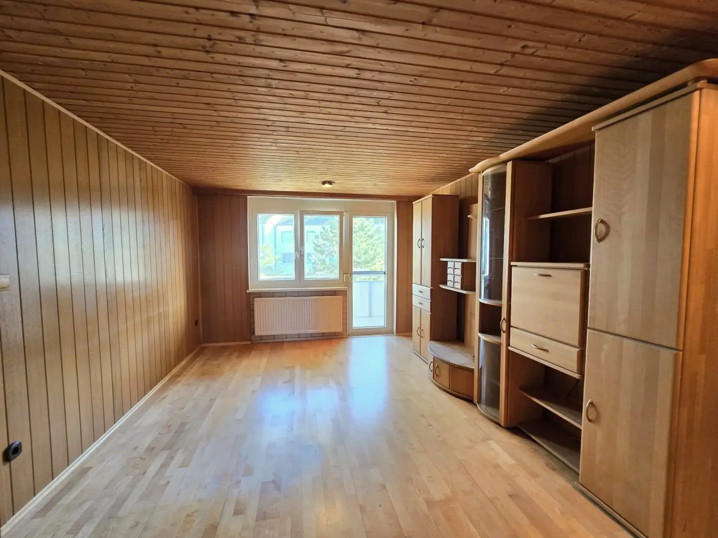*** ZENTRALE LAGE *** TOLLE SÜD-OST LOGGIA *** OPTIMALER GRUNDRISS ***