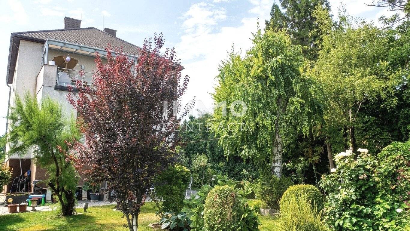 Viel Platz für Familie &amp; Generationen – Zweifamilienhaus auf 703 m² Grundstück
