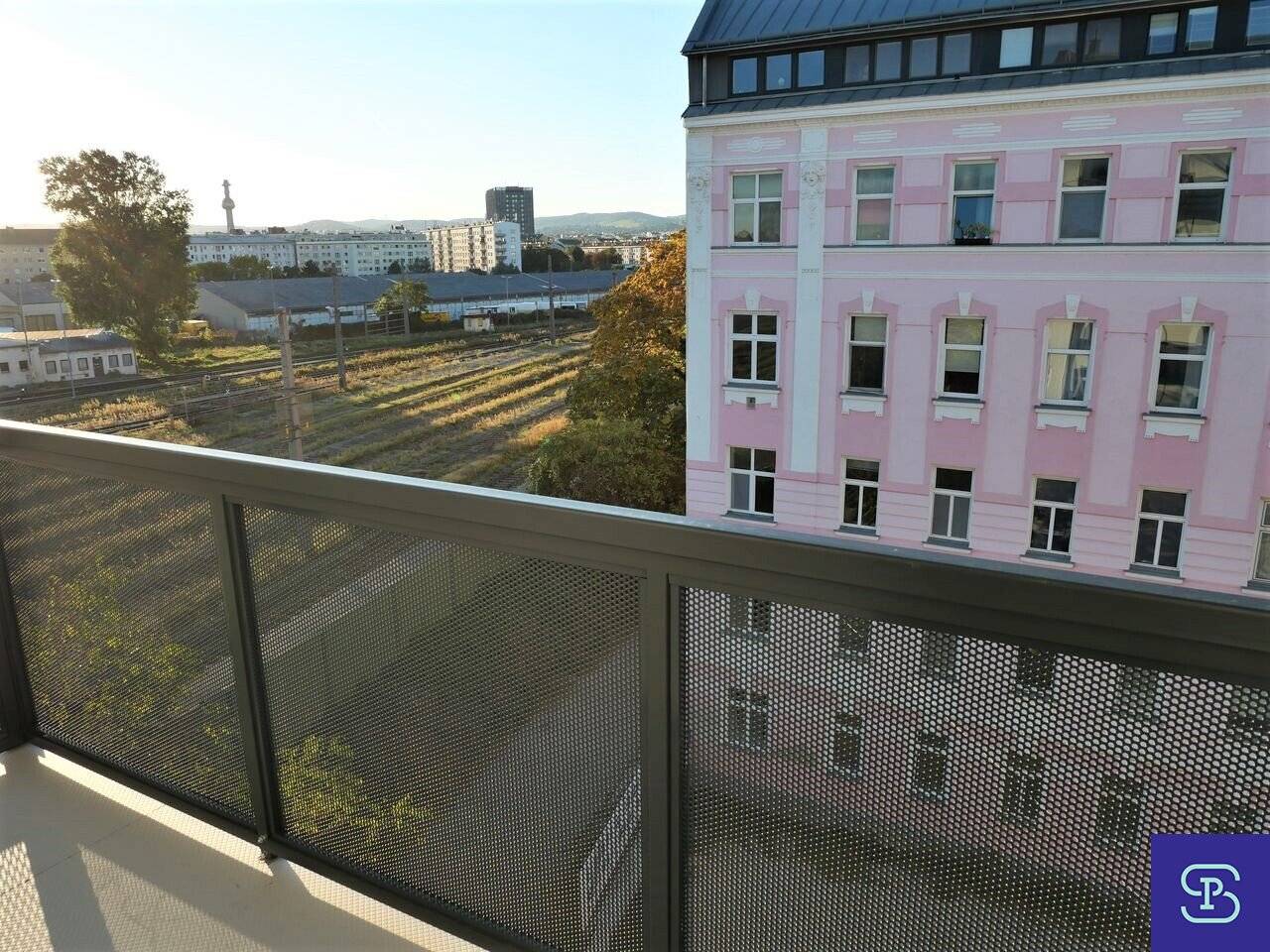 Toprenovierter 47m² Altbau + 4,6m² Balkon und Fernwärme - 1200 Wien