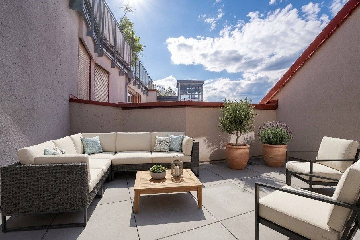 Living above the roofs of Graz, well maintained 2-room apartment with loggia and private lift access Top 12