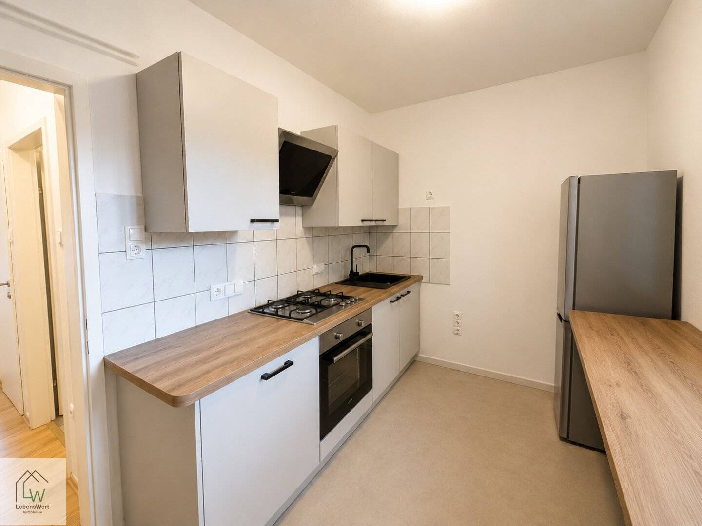 renovated and ready to move in | 3 rooms with elevator in Hernals