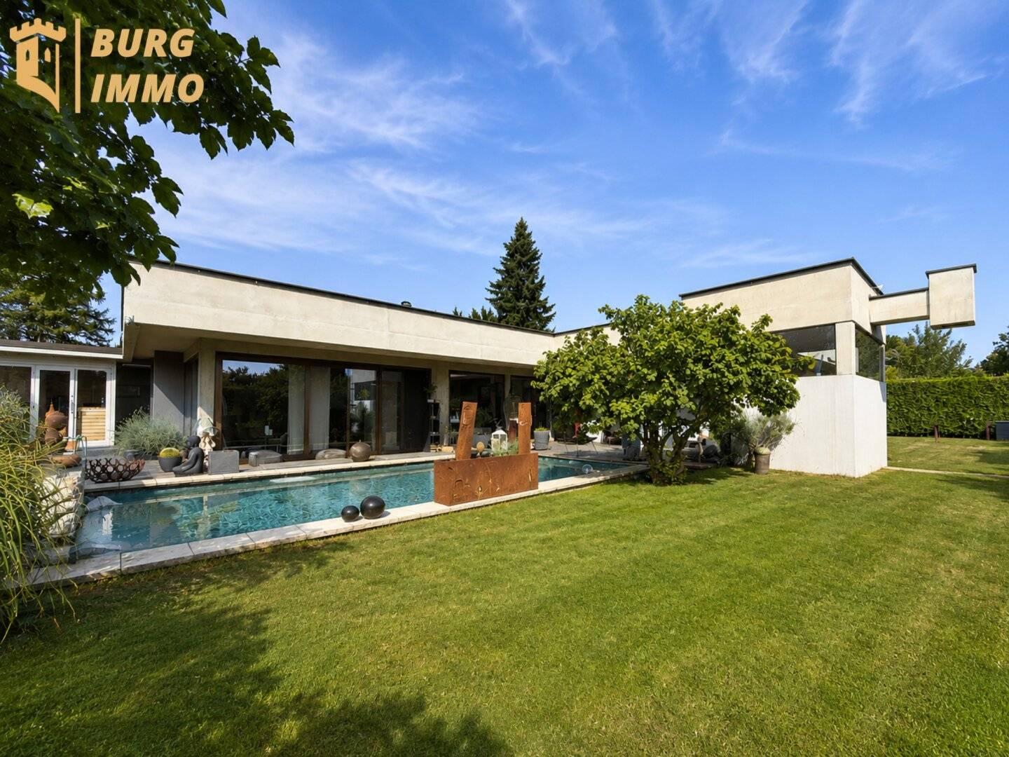 Einzigartiger Design-Bungalow mit Schwimmteich &amp; Wellnessgarten nahe dem Neufelder See