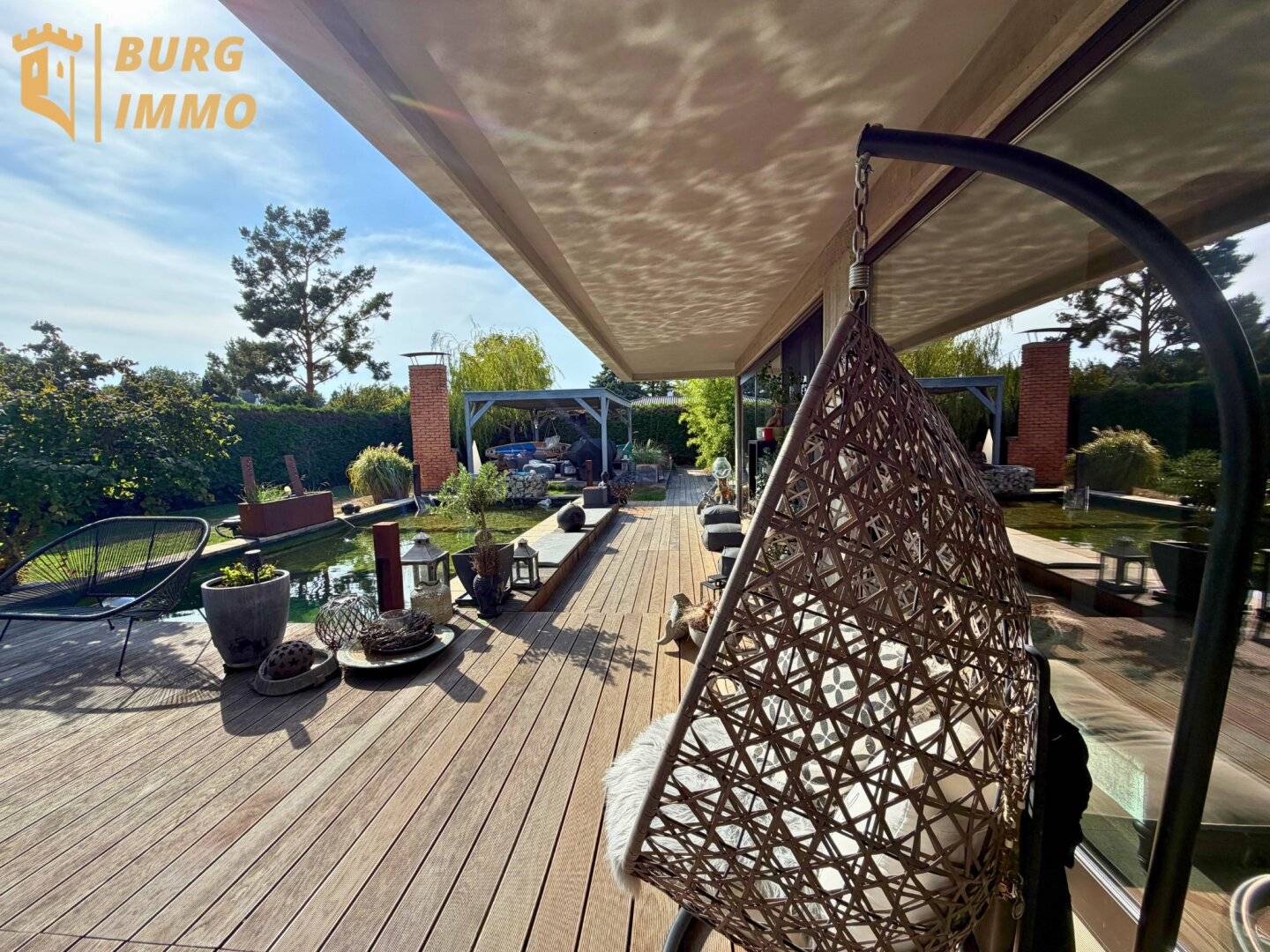 Einzigartiger Design-Bungalow mit Schwimmteich &amp; Wellnessgarten nahe dem Neufelder See